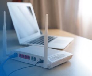 fungsi port LAN 1 2 3 4 IndiHome